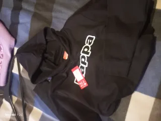 Sudadera Kappa juvenil negra