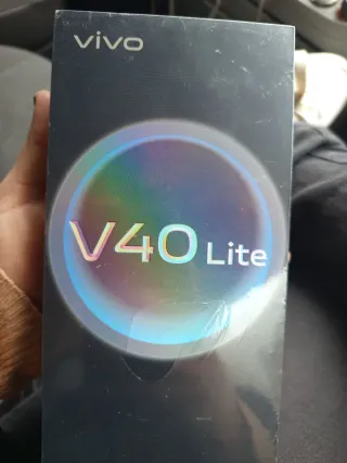 Vivo V40 Lite