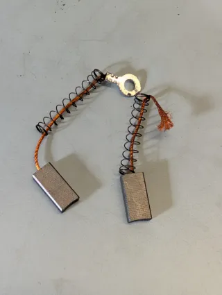 Carboncini 4,5x8x16,5 mm Vialcar EX17 36 Pezzi