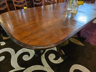 Mesa de jantar extensível antiga