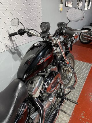 Harley Davidson Sportster 883