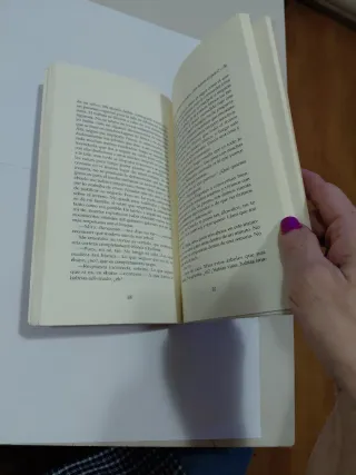 El medallón perdido (Espacio Abierto / Open Spa...