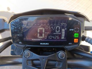 Suzuki GSXS 125cc 2024