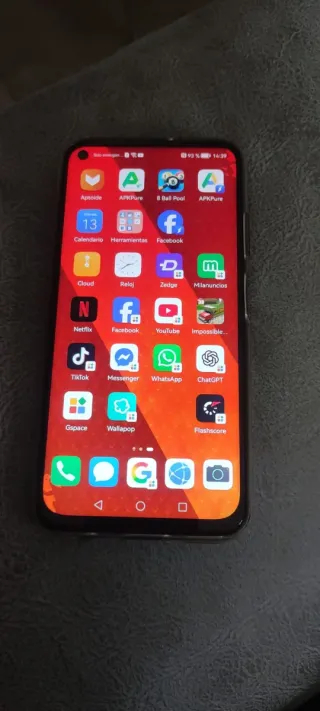 Huawei P40 Lite Negro. 6GB//128GB. Muy buen estado