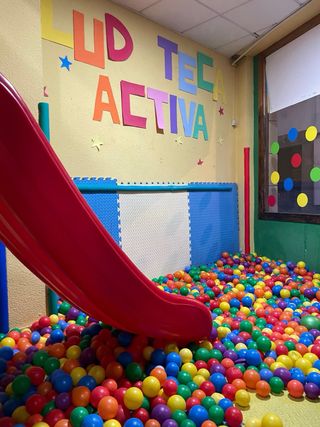 Parque de bolas infantil