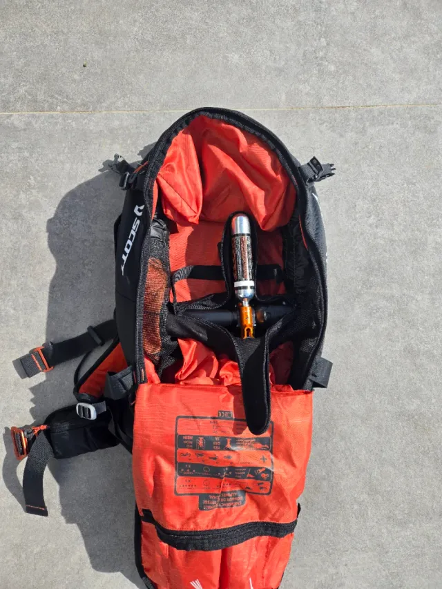 Mochila SCOTT ALPRIDE 24L Airbag Avalancha