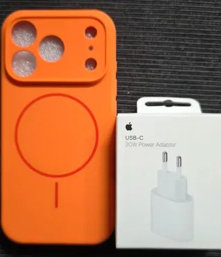 Cover iPhone 17 Arancione più caricabatterie