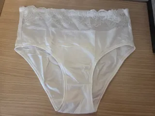 Lote 3 braguitas encaje grandes