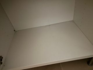 Armario blanco brillante  de madera