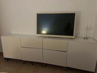 Armario blanco brillante  de madera