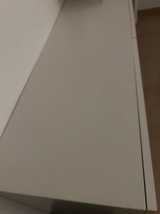 Armario blanco brillante  de madera