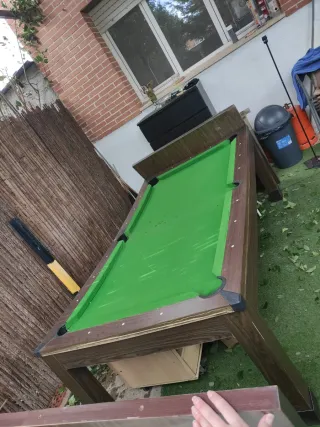 Mesa de billar para reparar