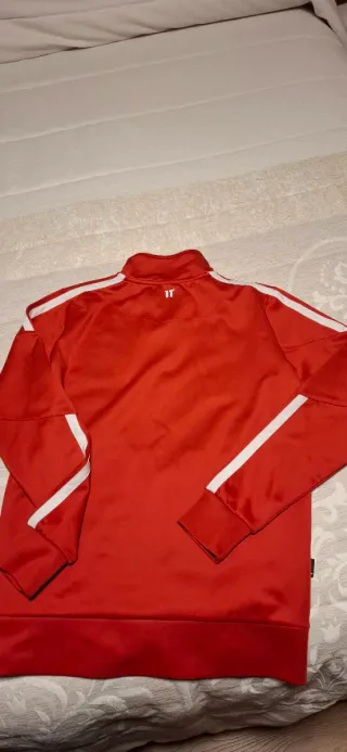 Chaqueta 11 Degrees Roja