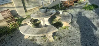 Mesa y bancos de piedra exterior blanca granito