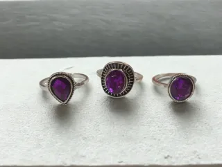 Anillos plateados ajustables