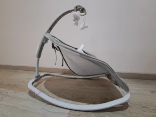 Hamaca bebé vibración y música