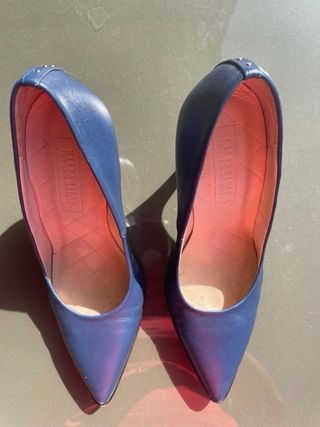 Zapatos de salón Hispanitas azul
