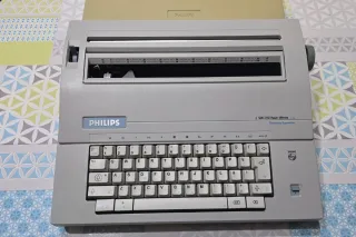 Máquina de Escribir Eléctrica Philips