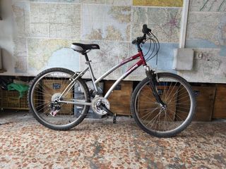 312. Bicicleta Montaña Boomerang. De 1,50 a 1,65.