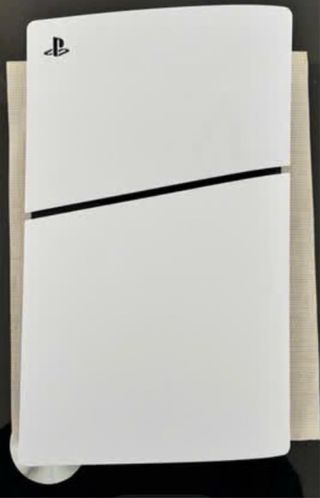 PlayStation 5 Slim Disco Negra/Blanca memoria 1tb