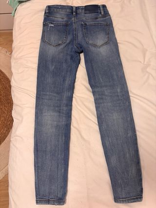Vaqueros pitillo Stradivarius Talla XS