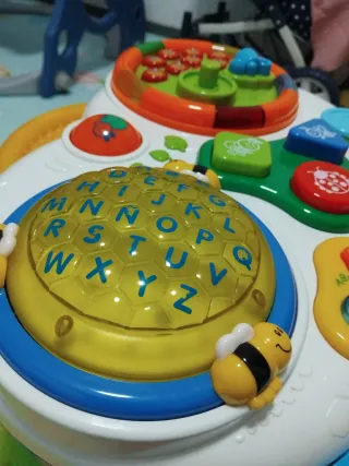 Mesa de actividades infantil Chicco