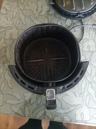 Freidora de aire Innsky negra