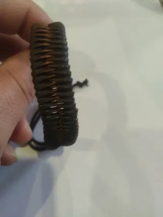 Pulsera de cuero trenzado