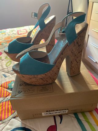 Zapatos de tacón cuña turquesa talla 35