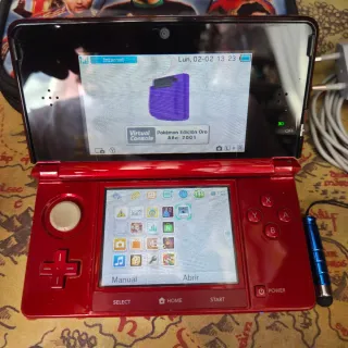 Nintendo 3DS Roja con muchos juegos y funda