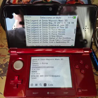Nintendo 3DS Roja con muchos juegos y funda
