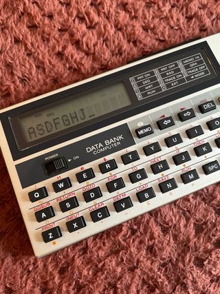 Calculadora Casio PB-110 Data Bank
