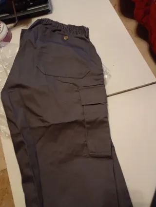 Pantalón de trabajo gris