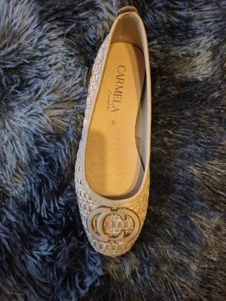 Manoletinas Carmela beige y dorado