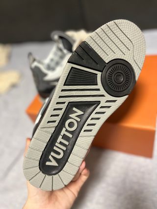 Louis Vuitton Skate nere e bianche