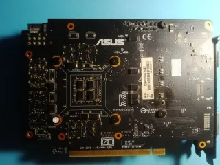 ASUS GeForce RTX 2060 Gráfica