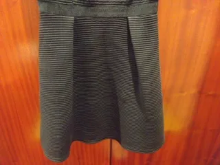 Vestido preto com textura