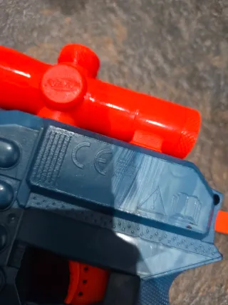 Pistola giocattolo Nerf arancio e blu