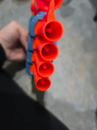 Pistola giocattolo Nerf arancio e blu
