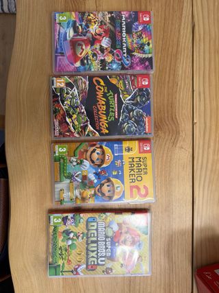 Nintendo Switch OLED Blanca + 4 juegos