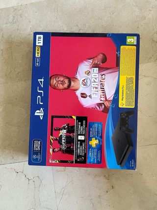 PlayStation 4 slim 1TB