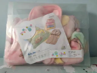 Capa de bebé rosa con estrellas