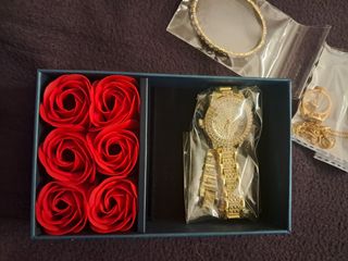 Conjunto Joyas San Valentín: Collar, Anillo, Reloj