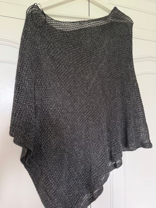 Capa fiesta Zara negra talla única