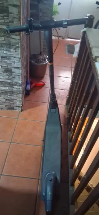 Patinete eléctrico usado con detalles