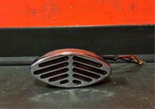 Fanale posteriore cat-eye marca Arlen Ness