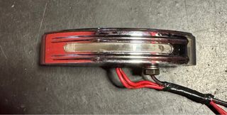 Fanale posteriore cat-eye marca Arlen Ness