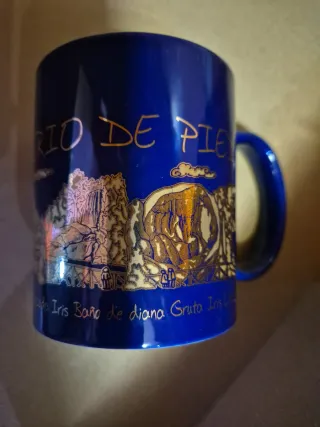 Tazas variadas, 5€ por taza.