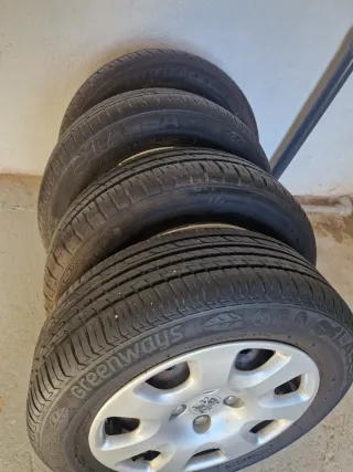 Pack 4 neumaticos Peugeot Partner