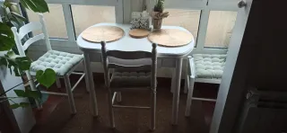 Mesa extensible 4 sillas a juego